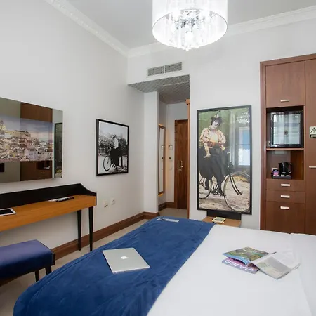 Casual Belle Epoque Hotel Lisbon