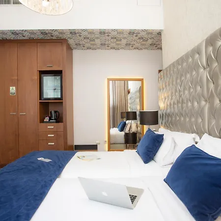 Hotel Casual Belle Epoque 4*
