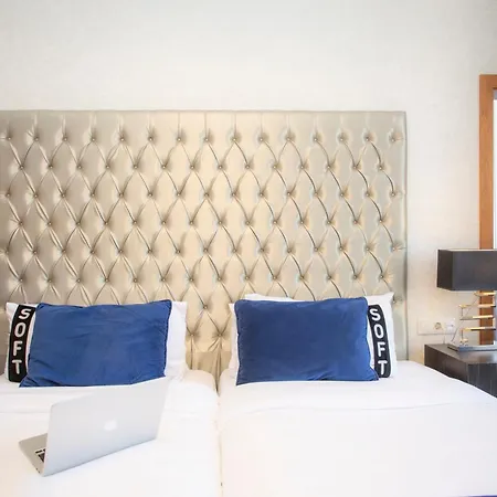 Casual Belle Epoque Hotel Lisbon
