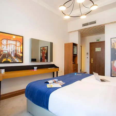 Casual Belle Epoque Лиссабон