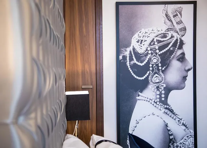 מלון Casual Belle Epoque 4*