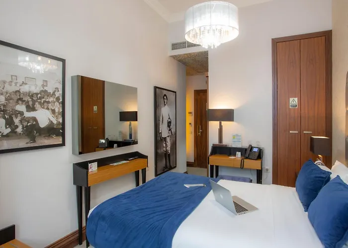 Casual Belle Epoque Otel