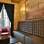 Casual Belle Epoque Hotel 4*